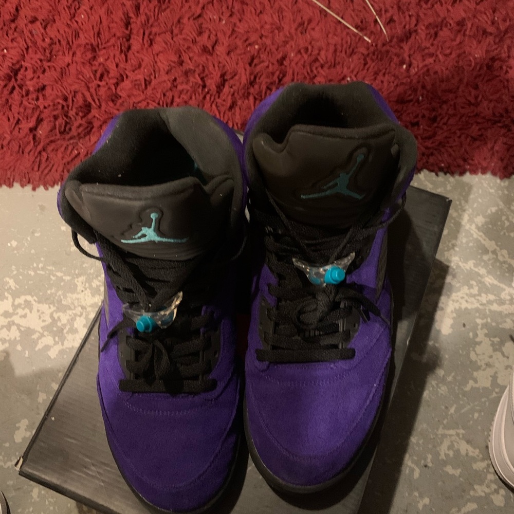 Jordan 5s - Picture 7 of 9
